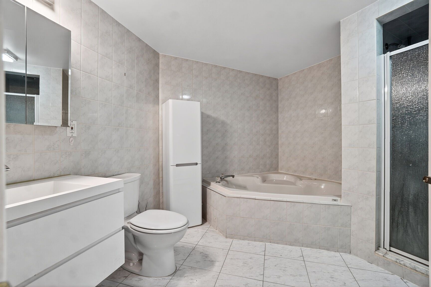 Ensuite bathroom