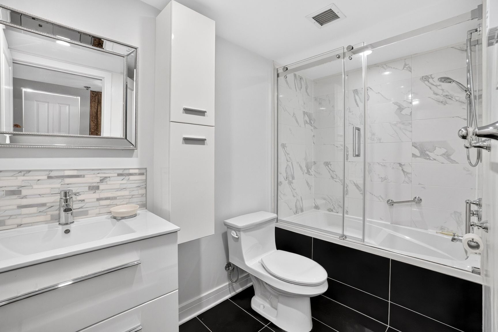 Ensuite bathroom