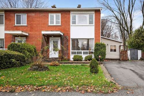 N/A - 381 Boul. St-Francis