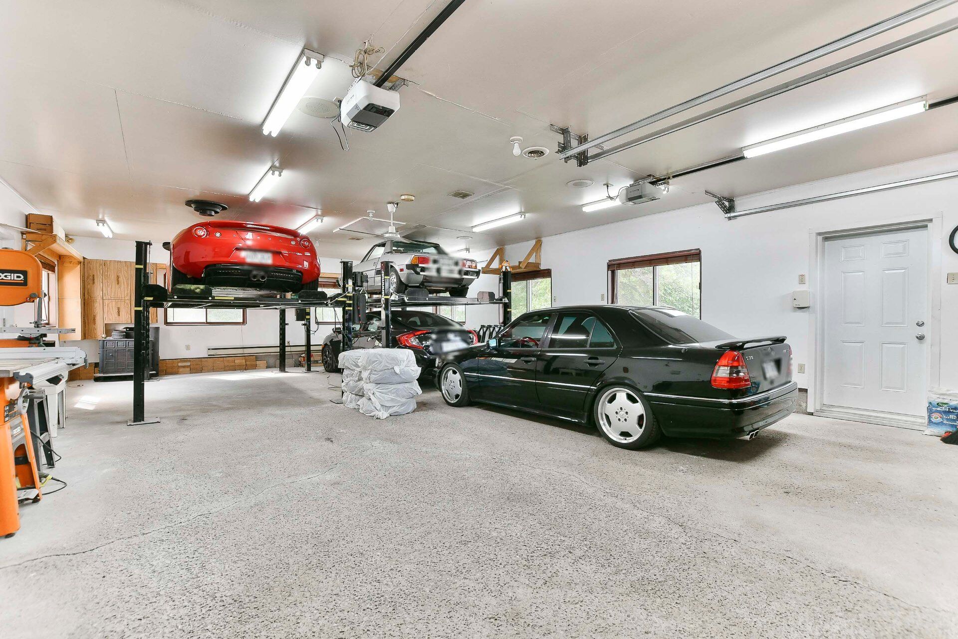 Garage