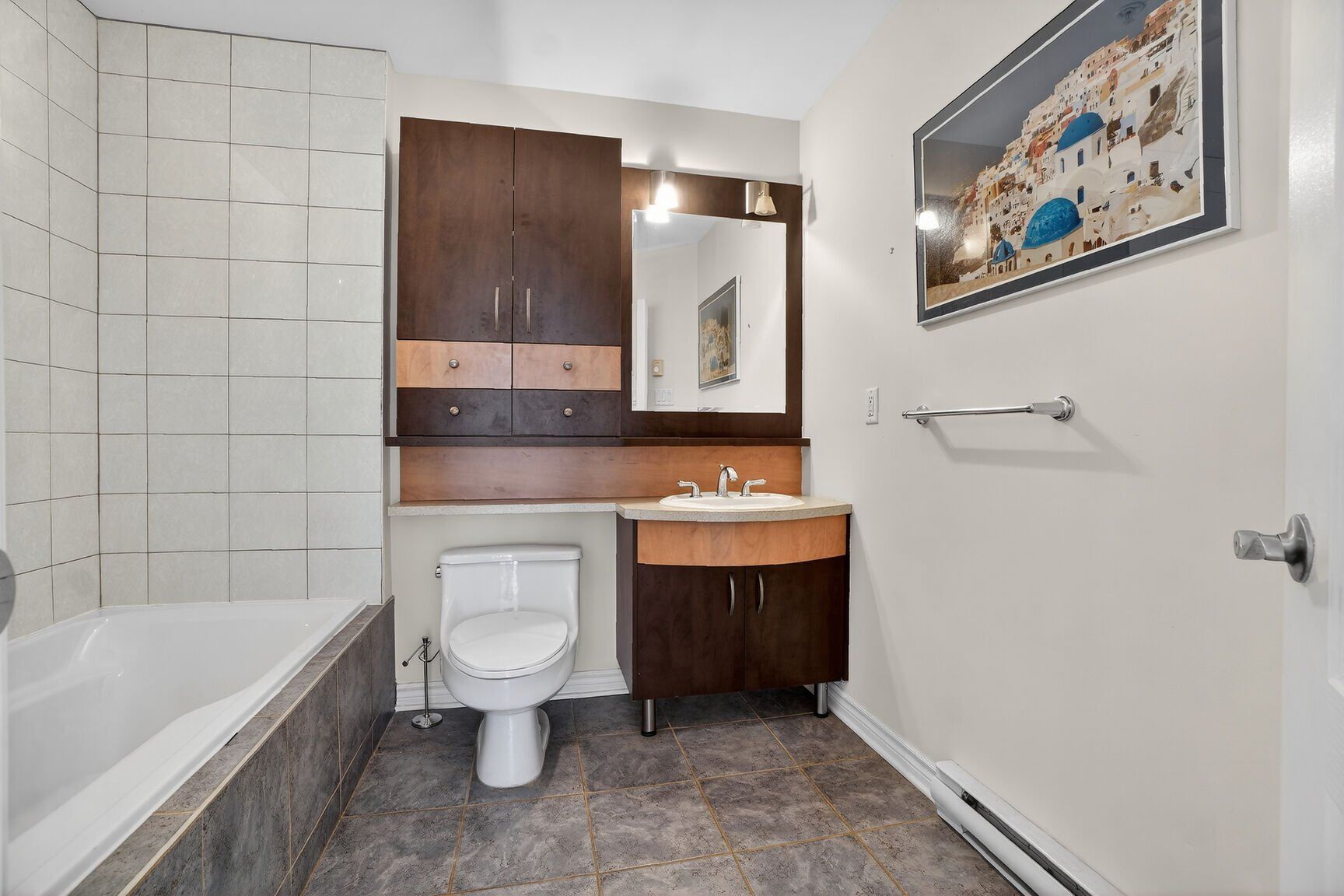 Salle de bains attenante à la CCP