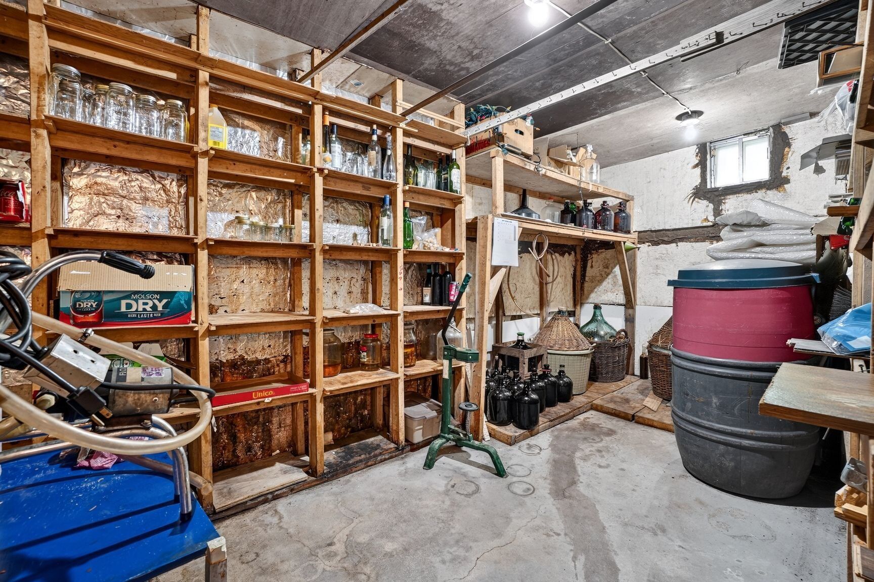 Cave/ chambre froide