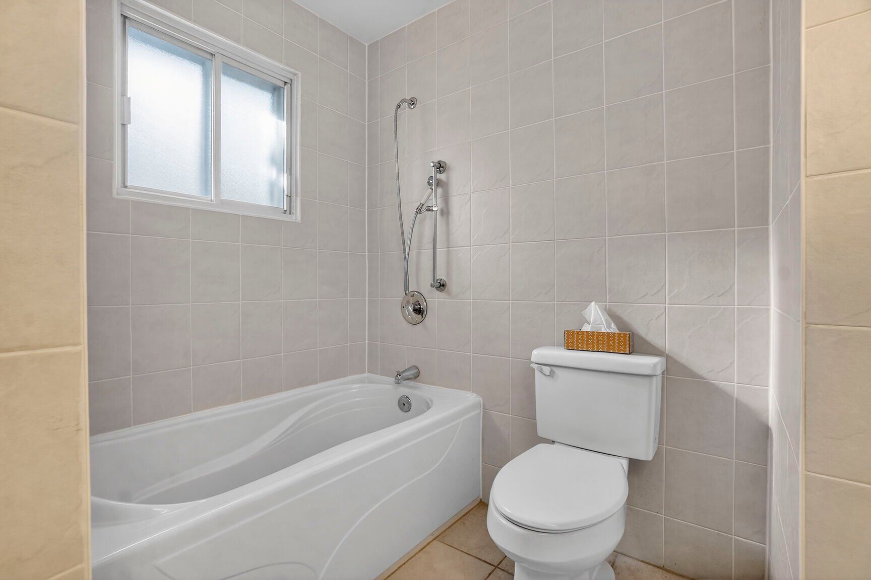 Salle de bains attenante à la CCP