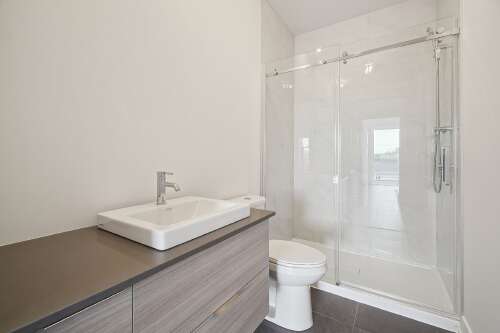 Salle de bains attenante à la CCP